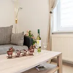 Casa vacanze Easy Access To Local Highlights