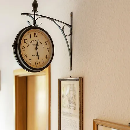 Easy Access To Local Highlights Naumburg (Saale)