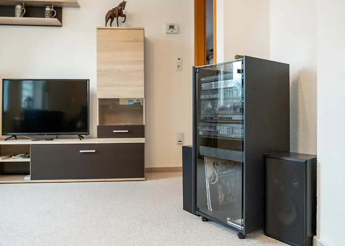 Easy Access To Local Highlights Naumburg (Saale)