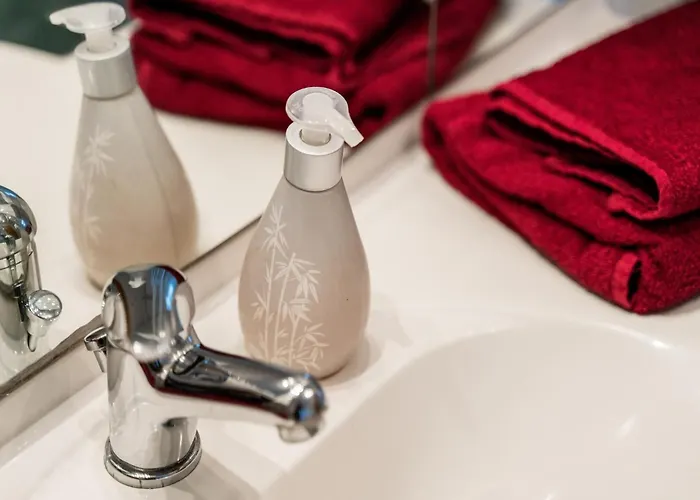 Easy Access To Local Highlights Semesterbostad