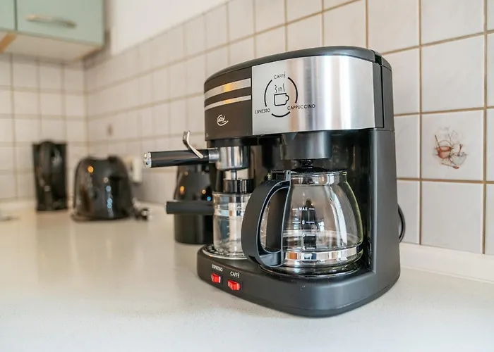 Easy Access To Local Highlights Naumburg (Saale)