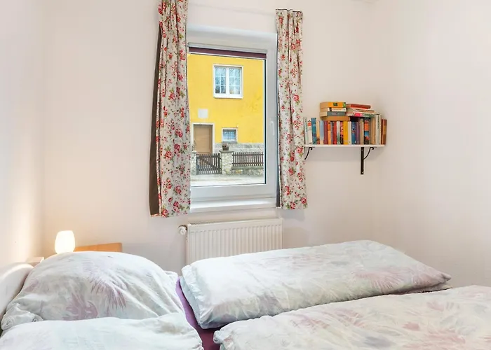 Easy Access To Local Highlights Naumburg (Saale)